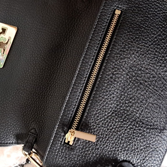 Tory Burch Britten Convertible Crossbody/Clutch Like New - Picture 10 of 15